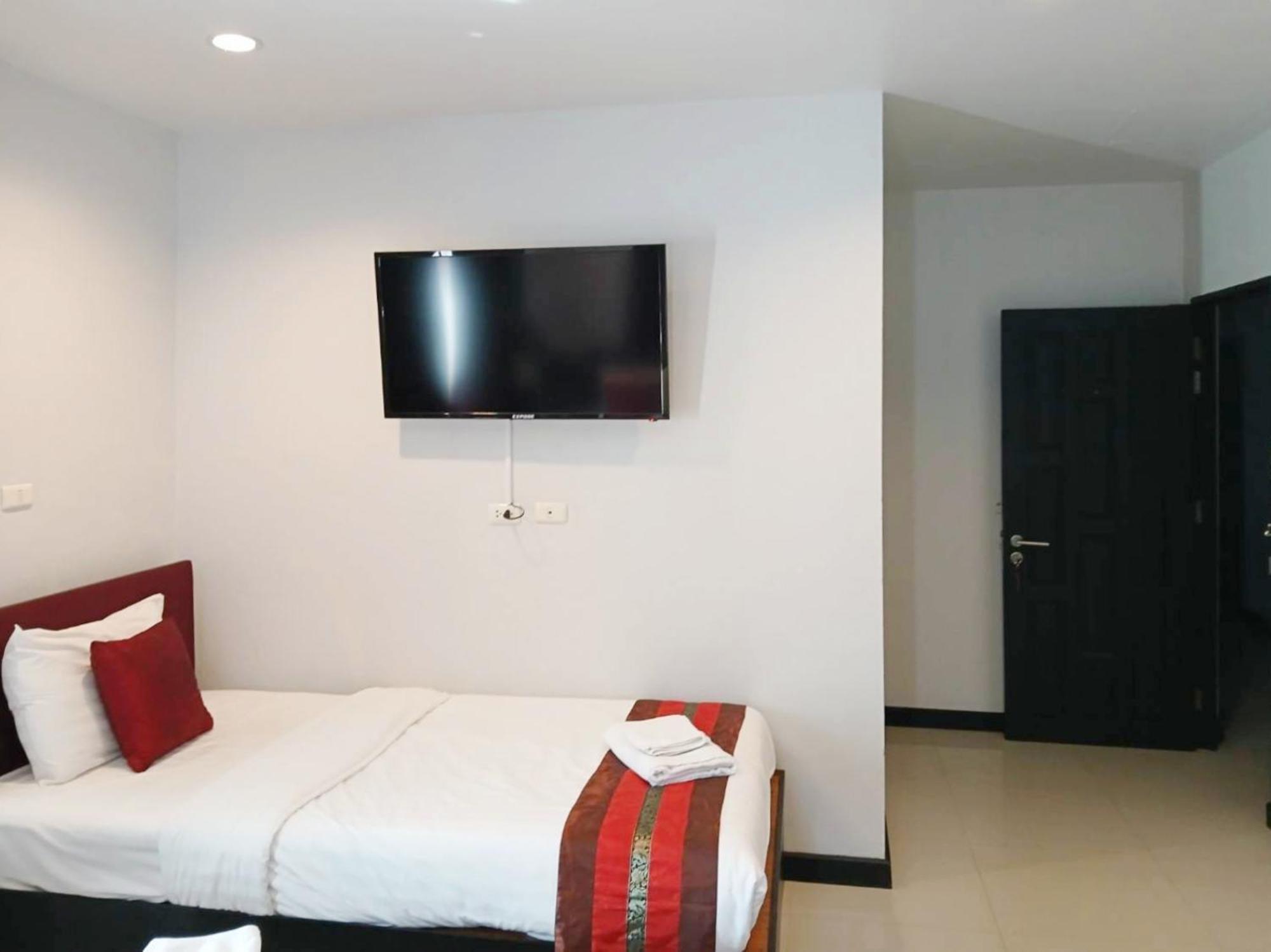 Sunray Beach Hotel Patong Dış mekan fotoğraf