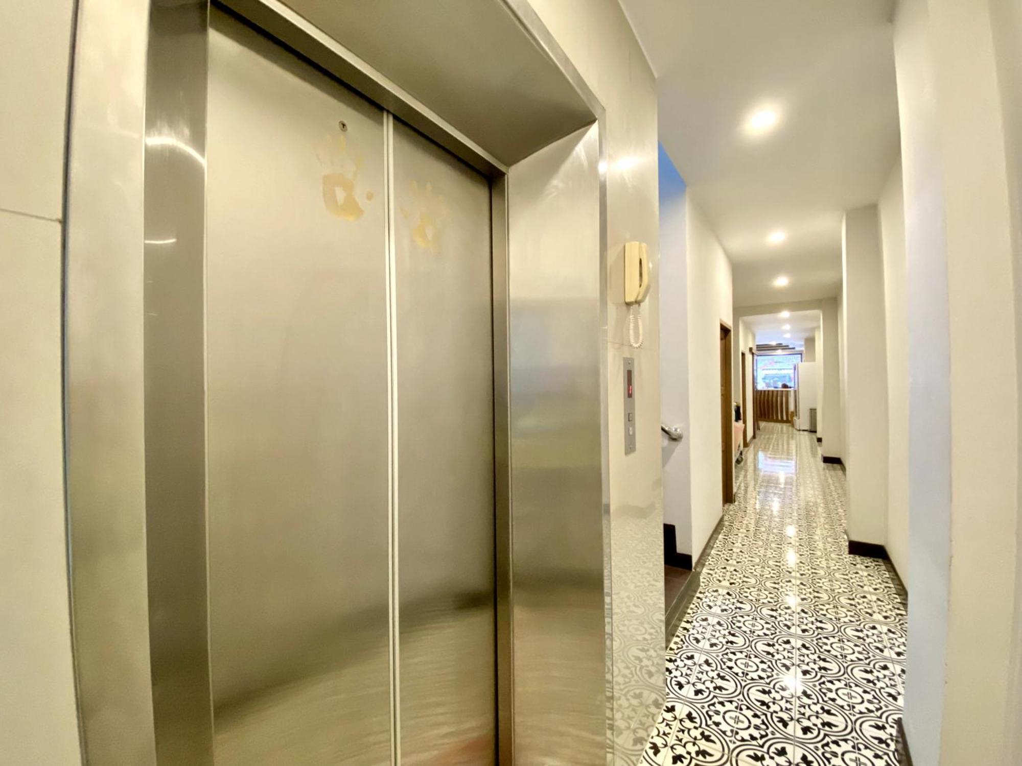 Sunray Beach Hotel Patong Dış mekan fotoğraf