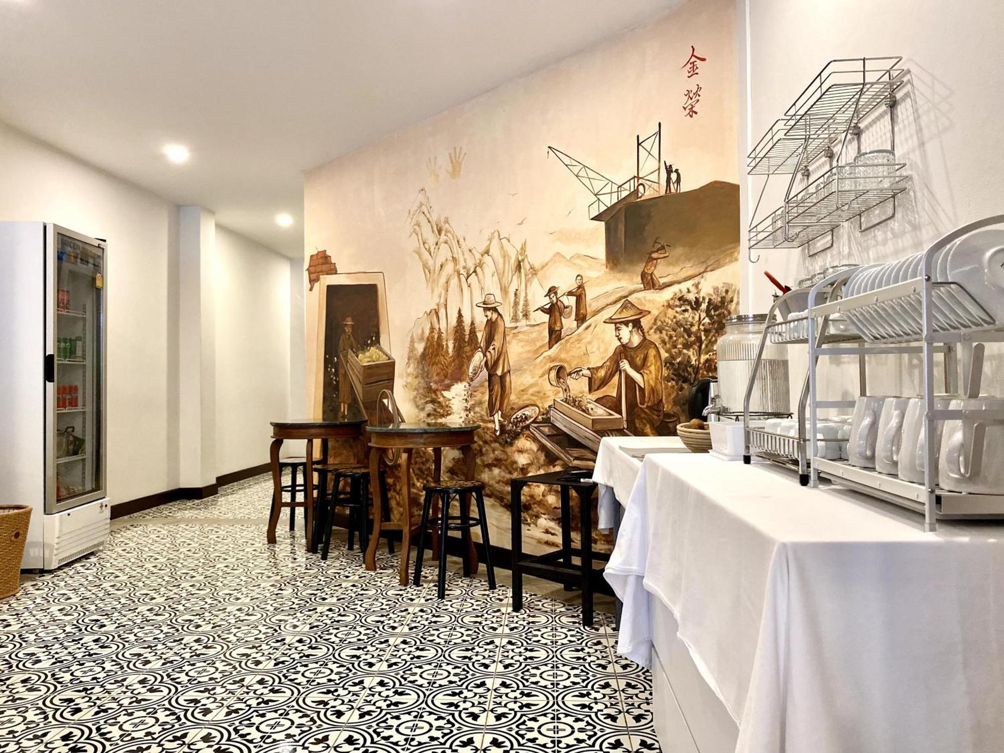 Sunray Beach Hotel Patong Dış mekan fotoğraf