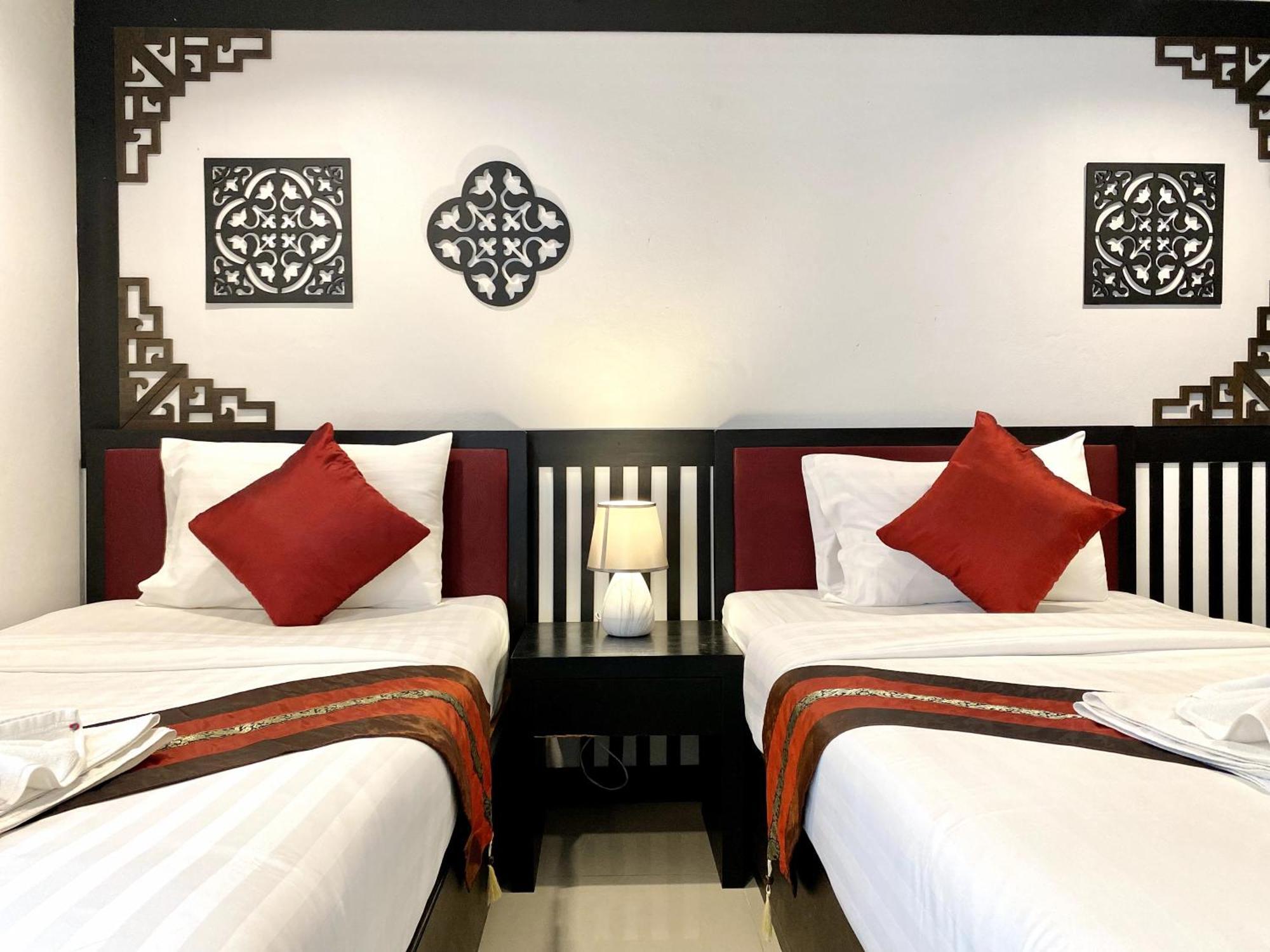 Sunray Beach Hotel Patong Dış mekan fotoğraf