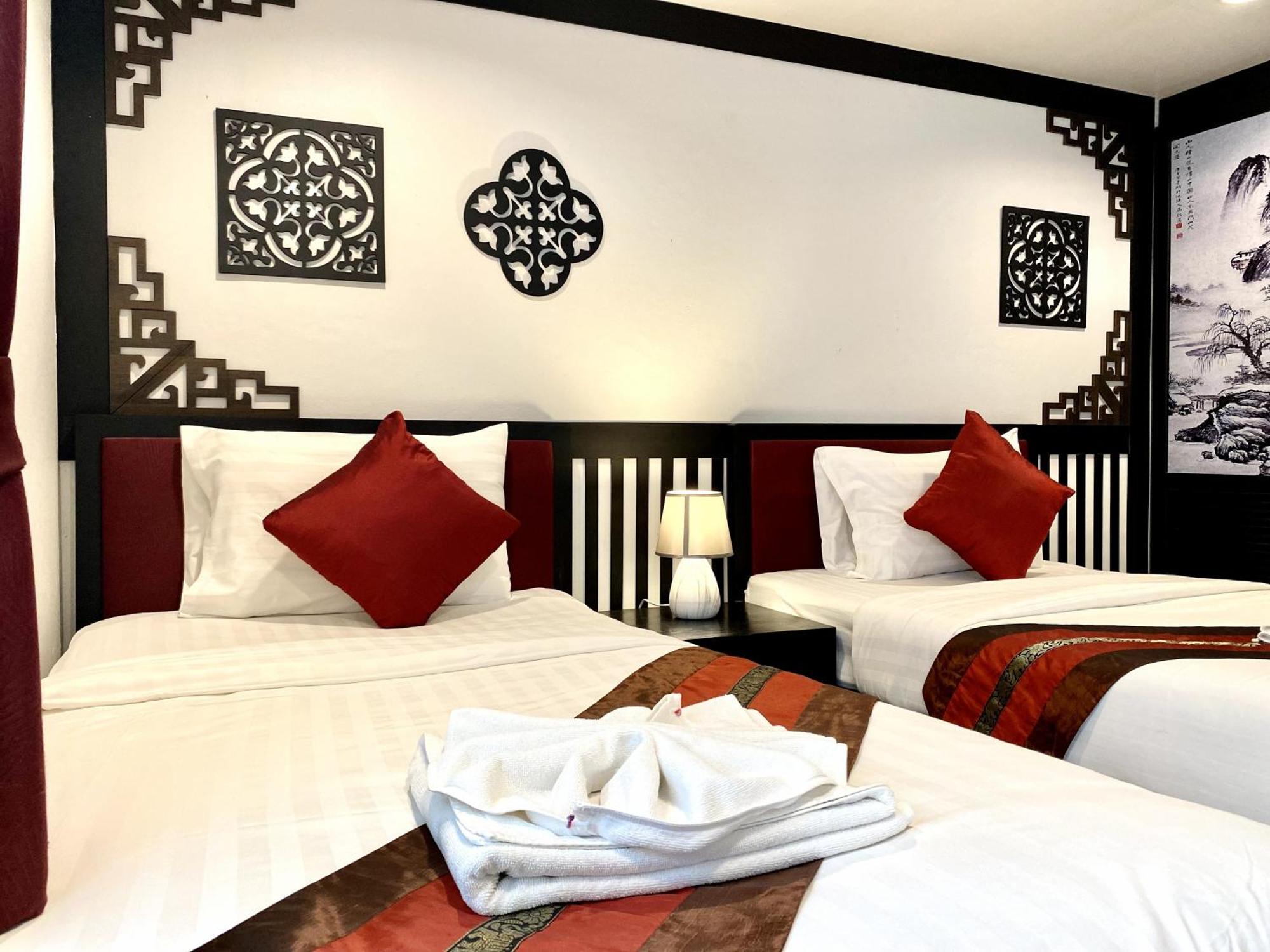 Sunray Beach Hotel Patong Dış mekan fotoğraf