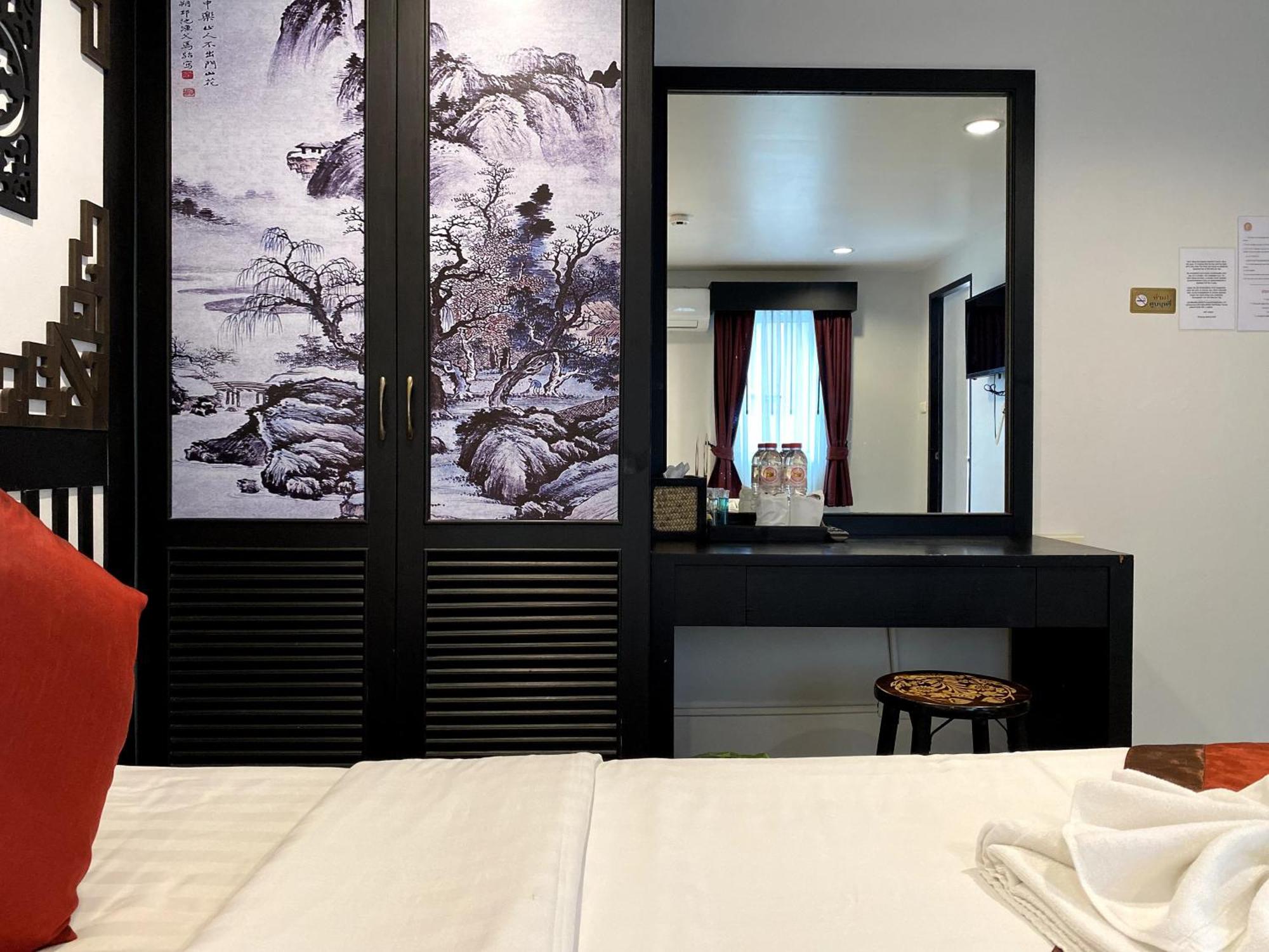 Sunray Beach Hotel Patong Dış mekan fotoğraf