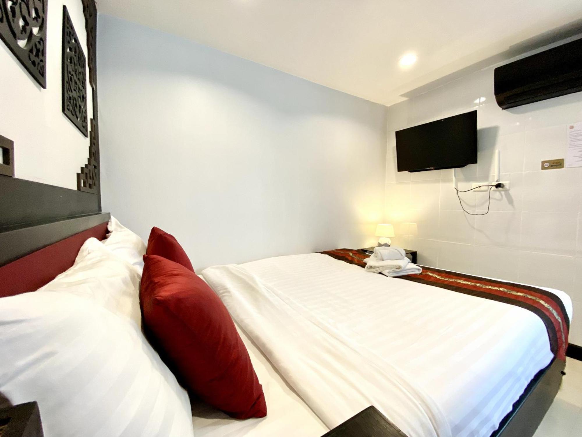 Sunray Beach Hotel Patong Dış mekan fotoğraf