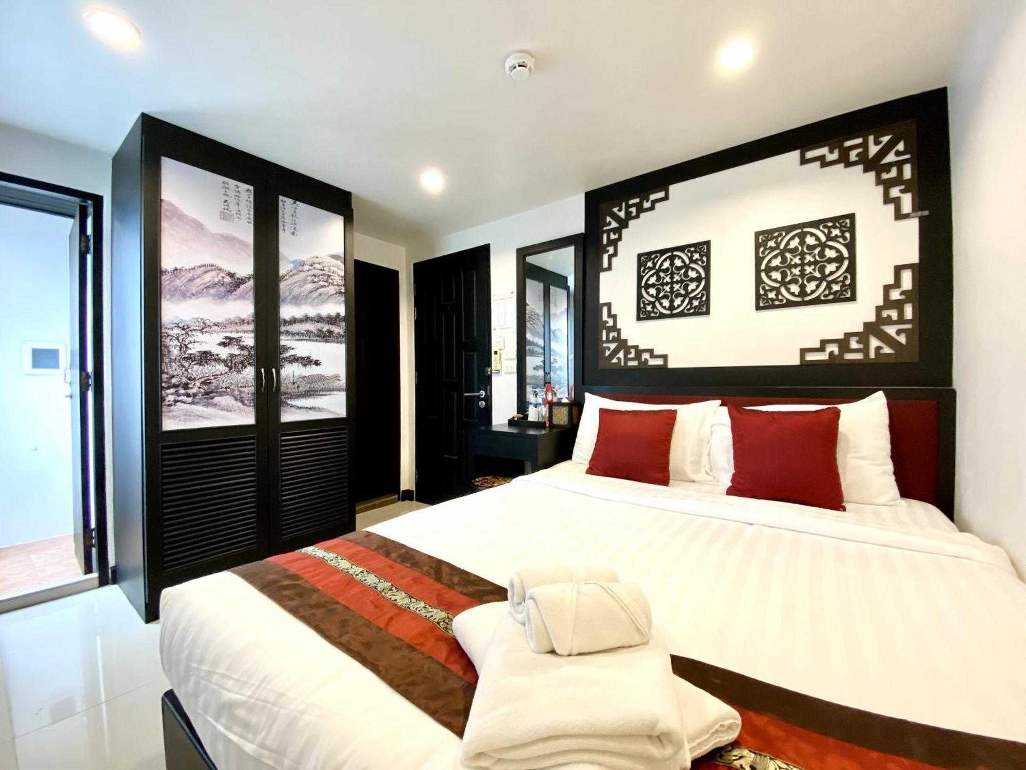 Sunray Beach Hotel Patong Dış mekan fotoğraf