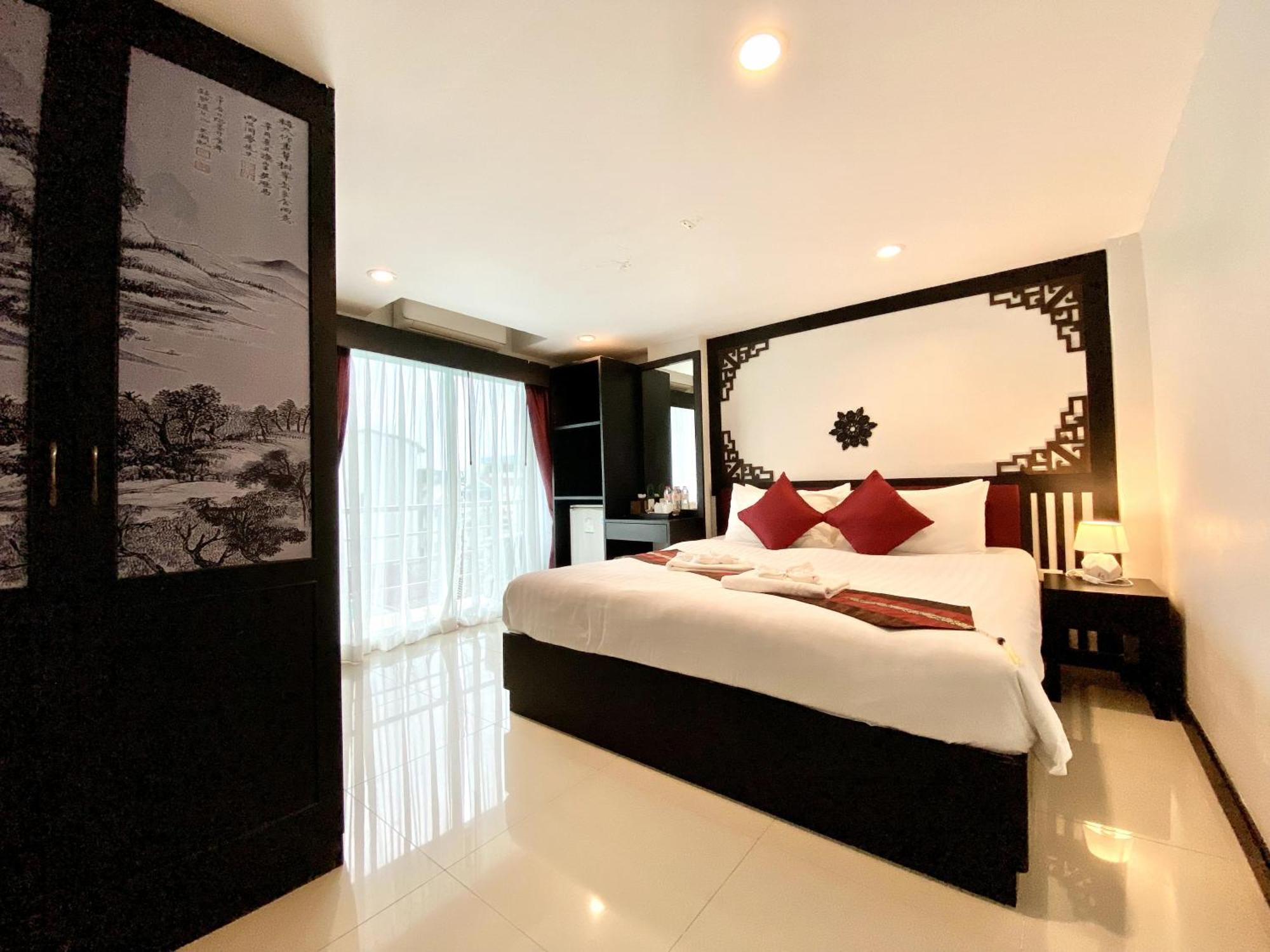 Sunray Beach Hotel Patong Dış mekan fotoğraf